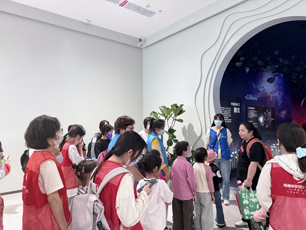 福州科技館攜手福建省助困公益協(xié)會開展特殊兒童科普關(guān)愛行動