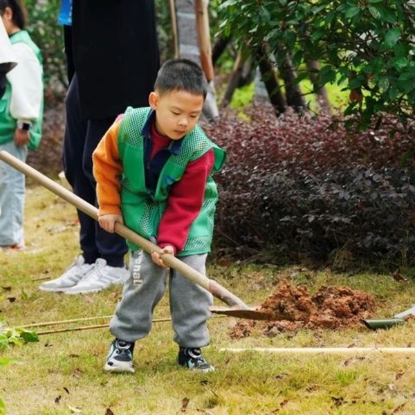 童心植夢·科創(chuàng)未來 | 科技館植樹節(jié)主題活動， 給童年的春天添點“綠”