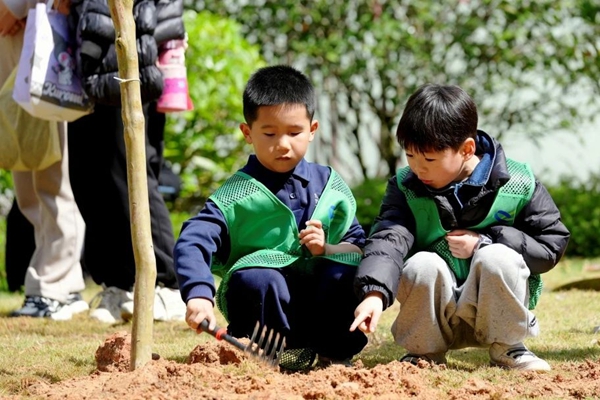童心植夢·科創(chuàng)未來 | 科技館植樹節(jié)主題活動， 給童年的春天添點“綠”