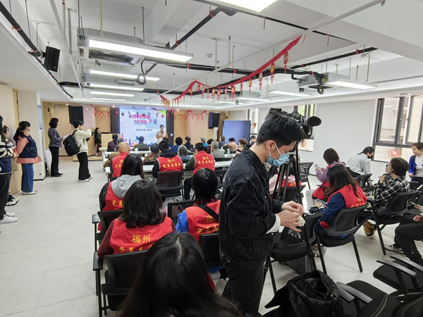 反邪教宣傳八閩行——“拒絕邪教侵害 守護(hù)家庭平安”