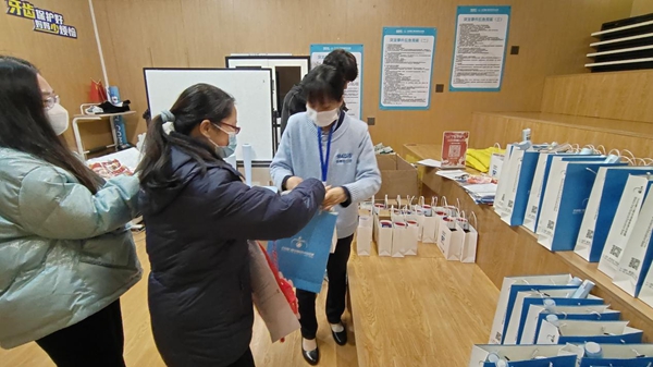 親子樂享福氣 福娃喜鬧元宵丨美蒂斯口腔元宵送溫暖