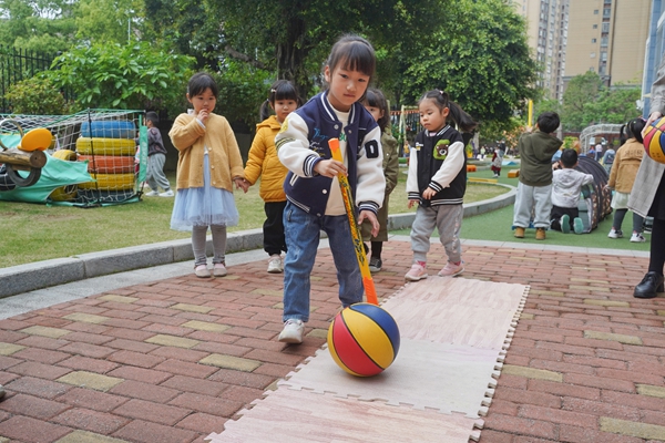 福州科技館眼健康分館開展第二屆倉山區(qū)兒童青少年近視防控趣味運動會