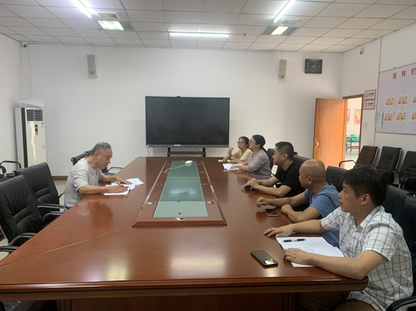 福州市科協(xié)機關(guān)二支部召開全體黨員大會討論林麗婷同志入黨發(fā)展對象座談會