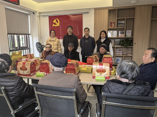 福州科技館聯(lián)合崇賢社區(qū)開展“濃情拗九 香粥送?！敝黝}黨日活動